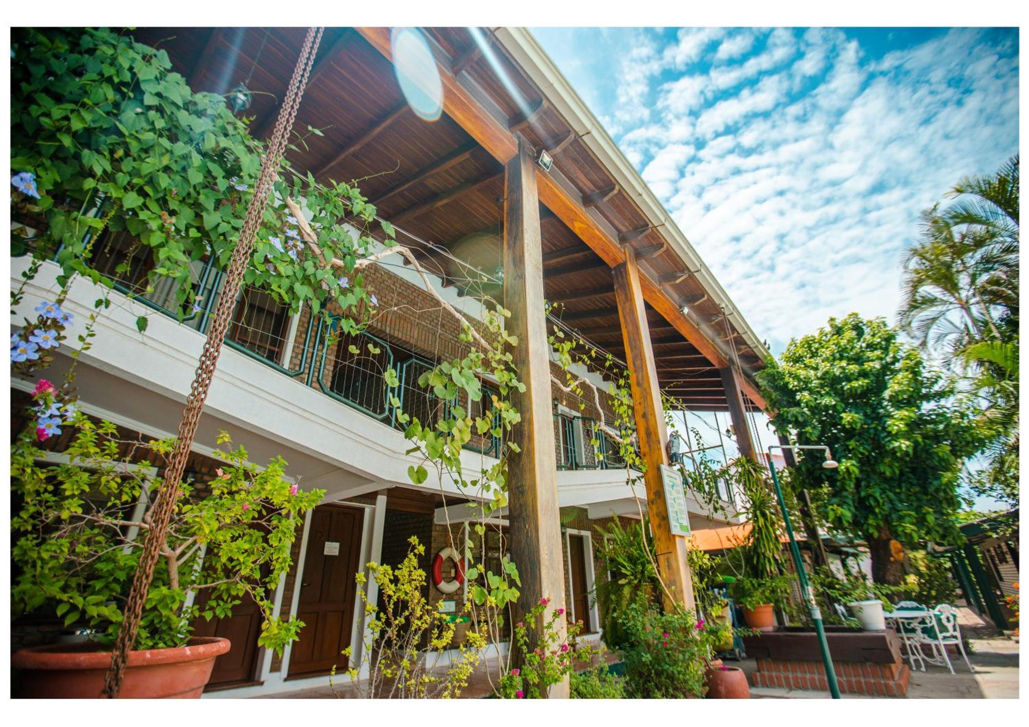 Hotel Boutique El Rancho Olivo Villamontes Exterior foto